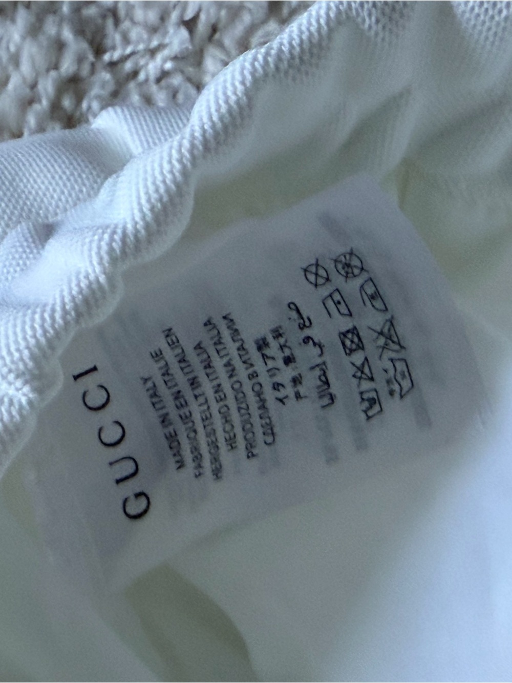 Gucci White Polo Shirt with Pleated Skirt Set - Picture 6 of 6